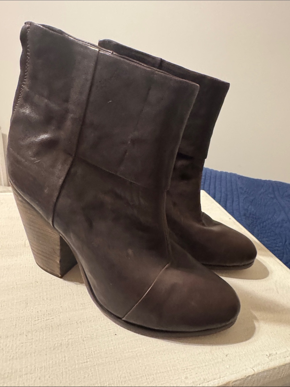 Rag & Bone Women’s Dark Brown Leather Block Heel Ankle Boots